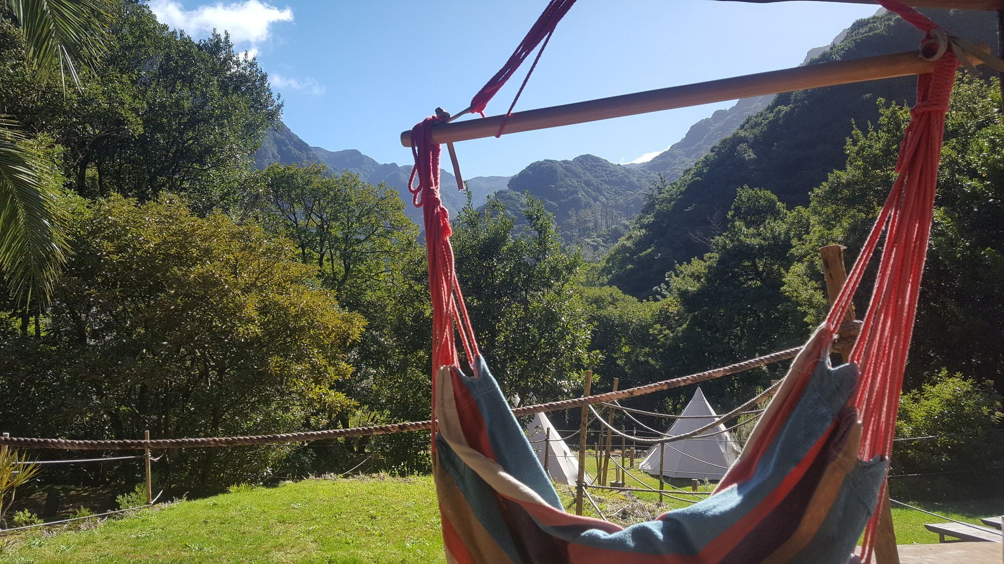 Nature Inn Madeira - Glamping 莫尼兹港 外观 照片