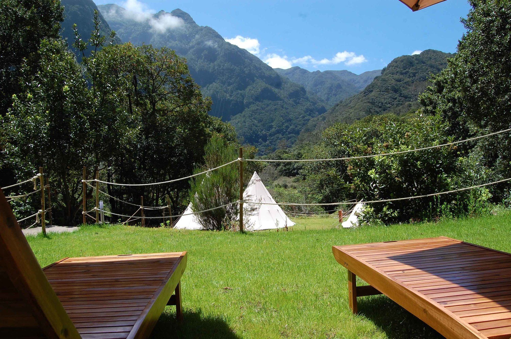 Nature Inn Madeira - Glamping 莫尼兹港 外观 照片